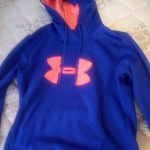 Under Armour Sweatshirt